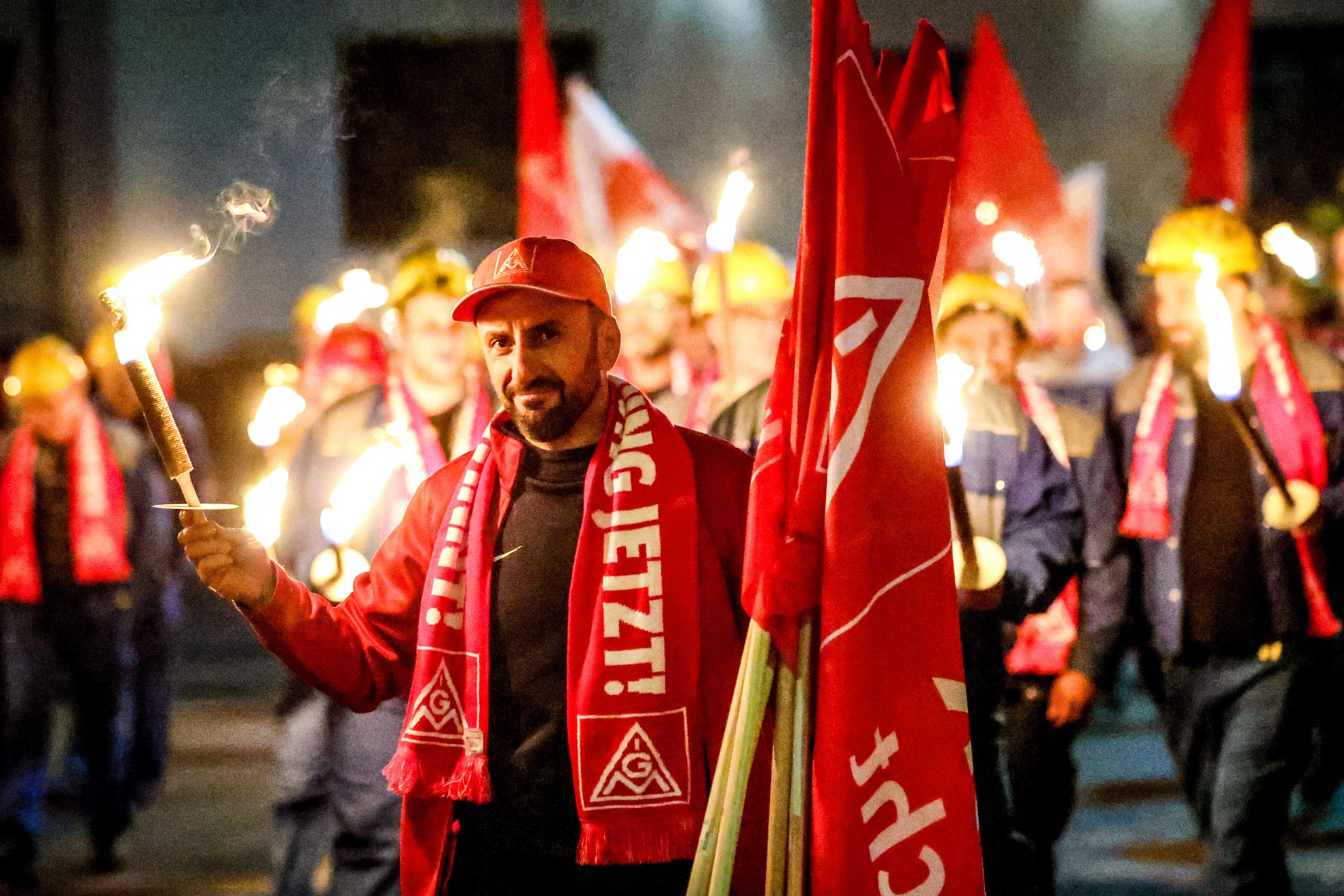 Warnstreik bei Benteler in Paderborn